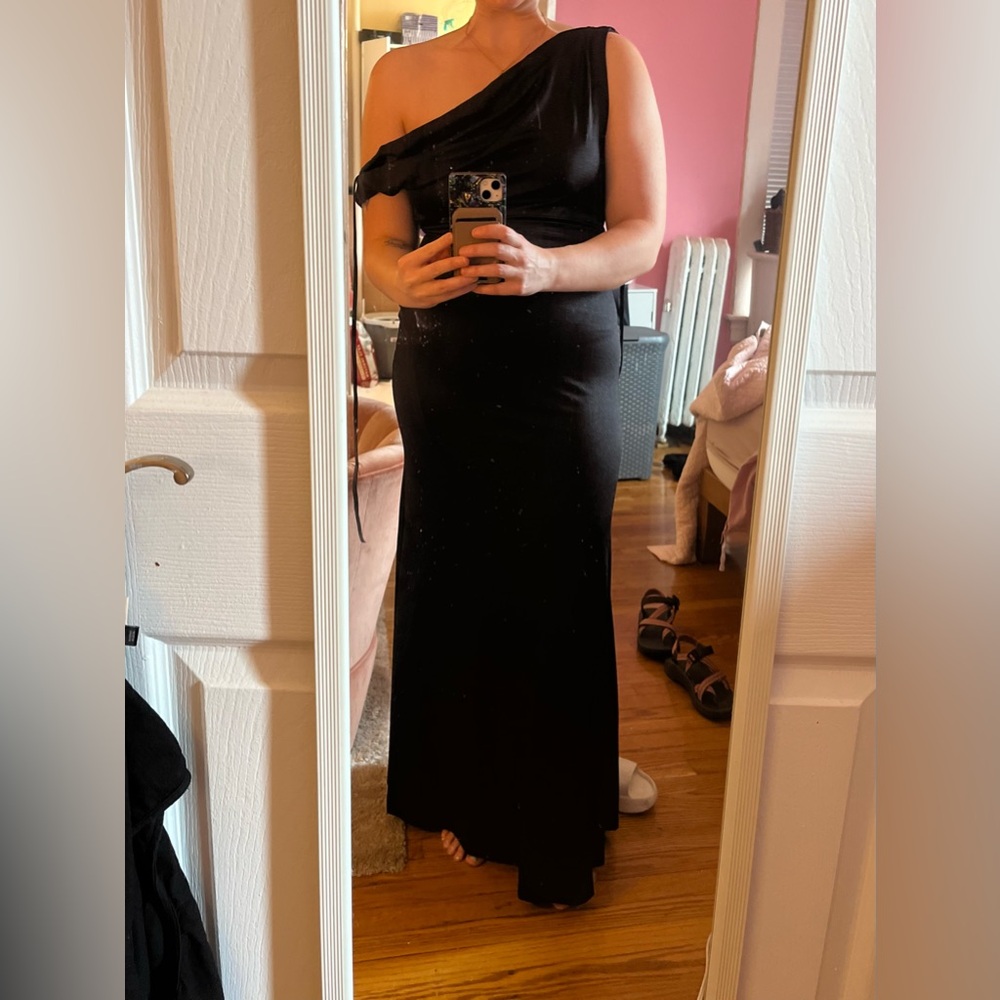 Popilush black fitted off shoulder dress